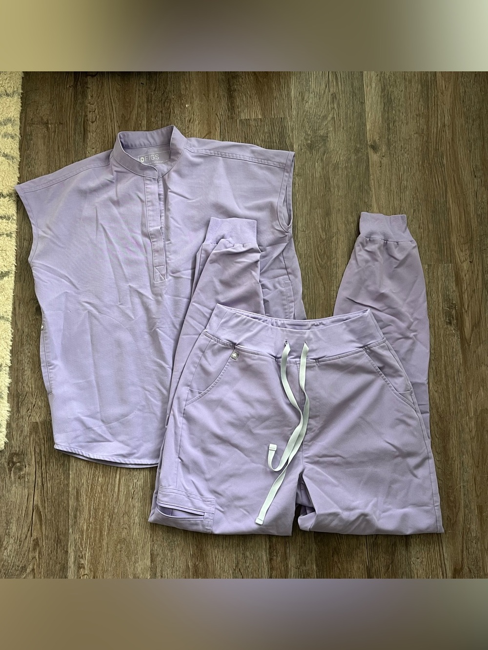 Figs lavender set (XXS top, ST bottom)